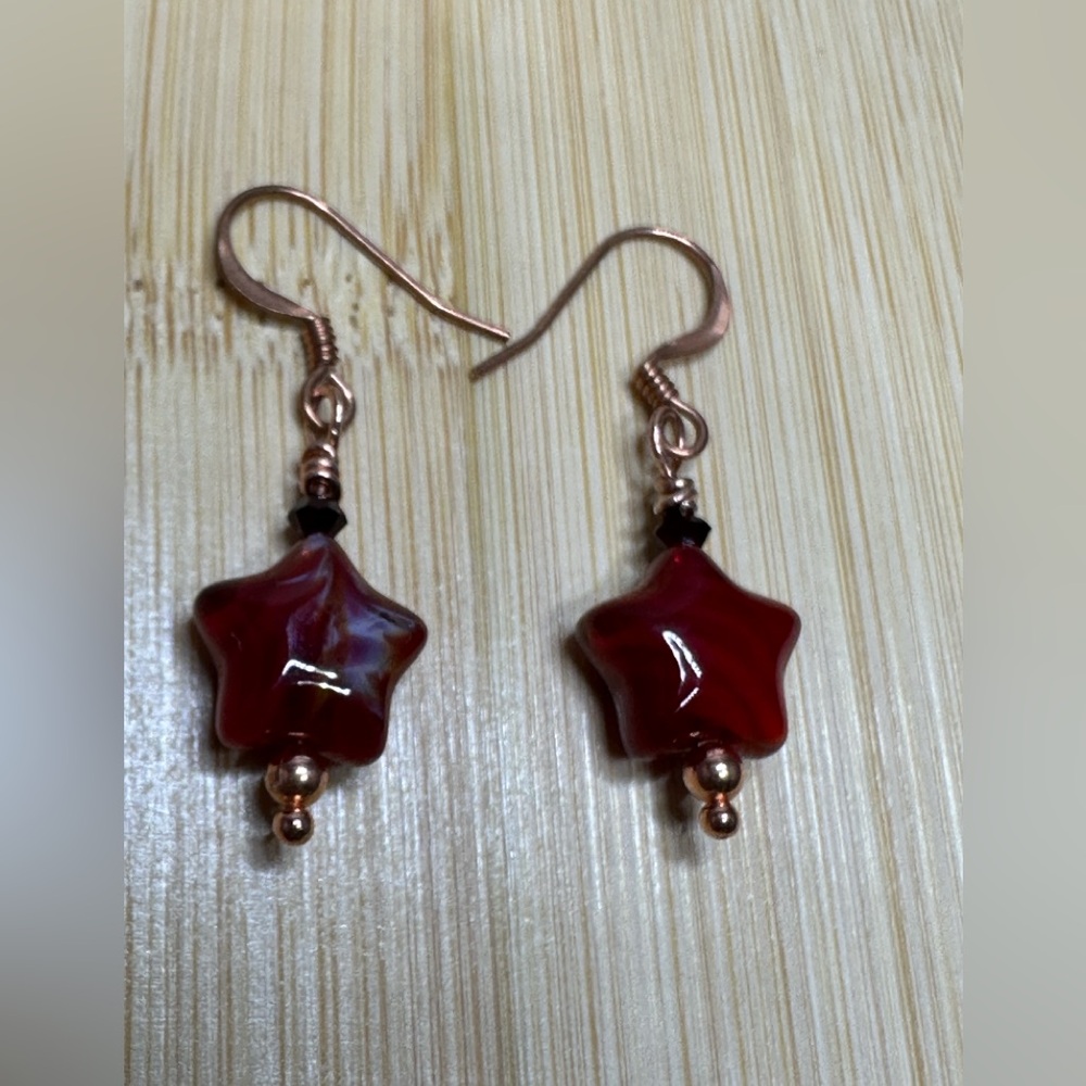 Star-Shaped Glass Gold and Red Earrings with Copper